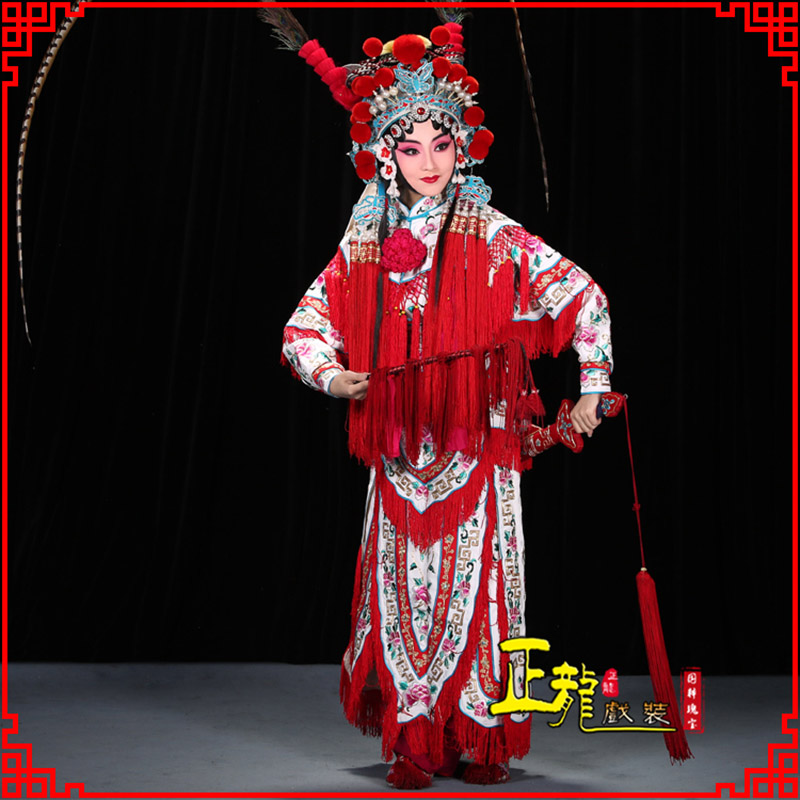 沧刀马旦改容战父 软绉镶边女改良靠